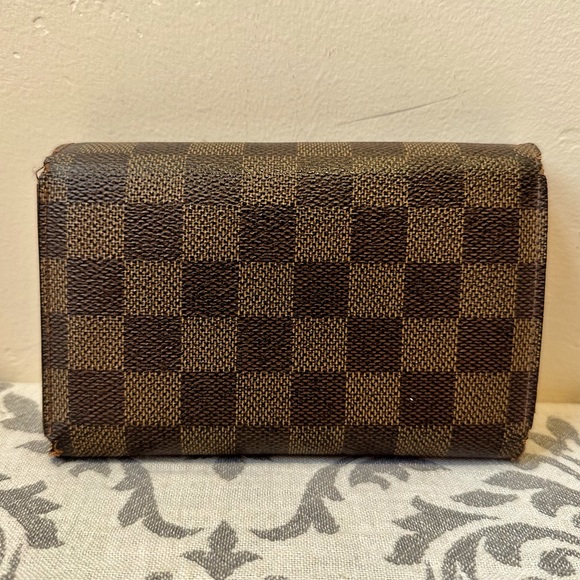 Louis Vuitton AUTHENTIC Damier Ebene Trifold Wallet - Picture 2 of 12